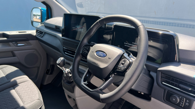 Ford Transit Custom 280 L1 Diesel Fwd 2.0 EcoBlue 136ps H1 Van Limited - Image 11